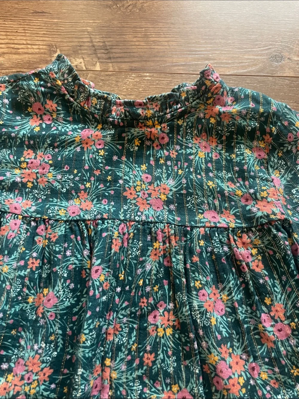 Cat & Jack Green Floral Long-Sleeve Blouse with Gold Lines Size XL